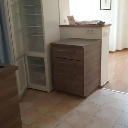 Quiet Flat Center * Monte Carlo