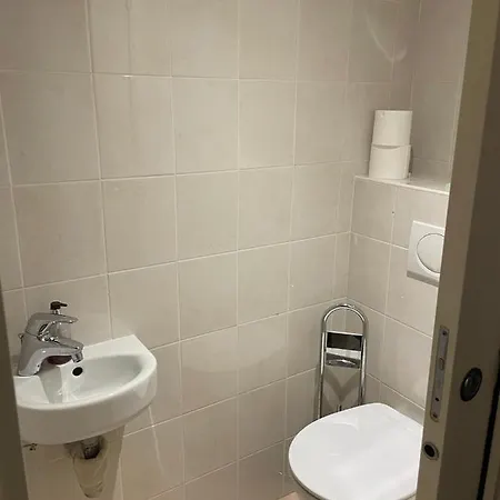 Quiet Flat Center Monte Carlo