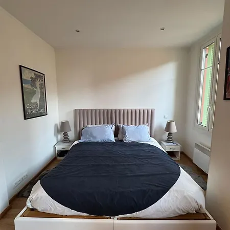 Quiet Flat Center Apartment