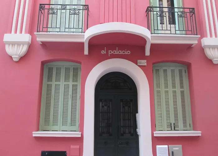 Quiet Flat Center Апартаменты *