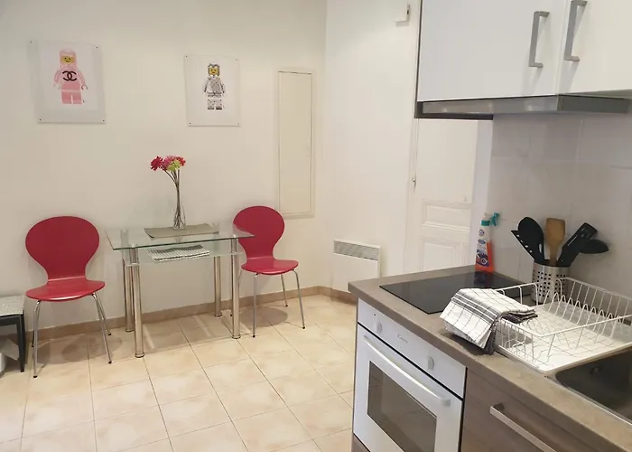 Quiet Flat Center Апартаменты *